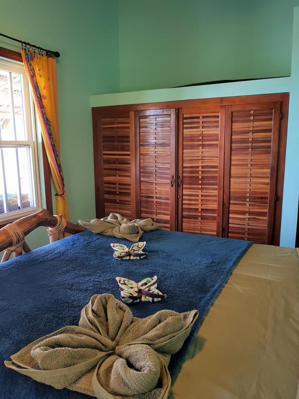 Slo-N-Ez Villa Terrace Caye Caulker Extérieur photo
